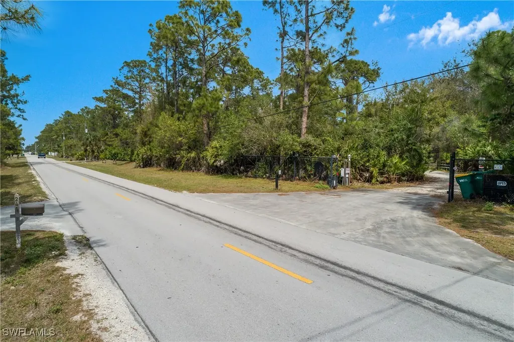 240 25th Street SW Naples FL 34117