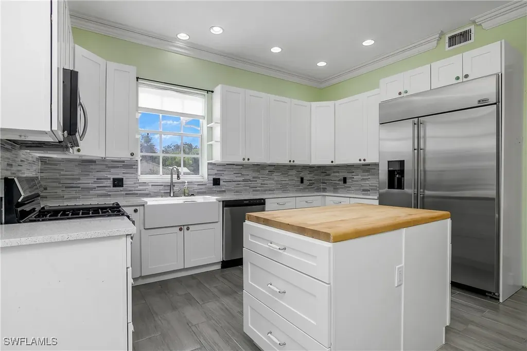 240 25th Street SW Naples FL 34117