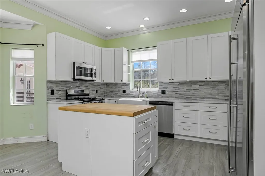 240 25th Street SW Naples FL 34117
