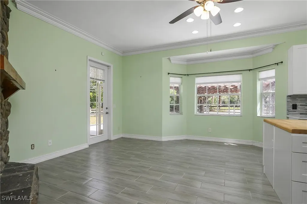 240 25th Street SW Naples FL 34117