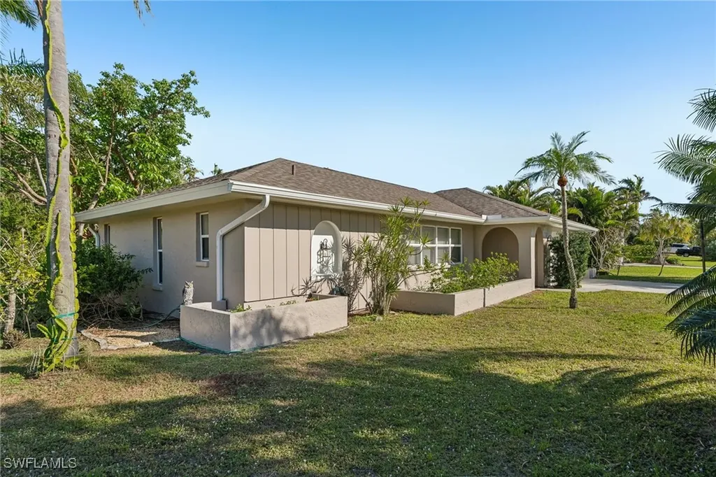 14910 Bonaire Circle Fort Myers FL 33908