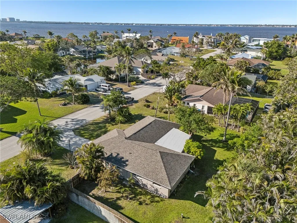 14910 Bonaire Circle Fort Myers FL 33908