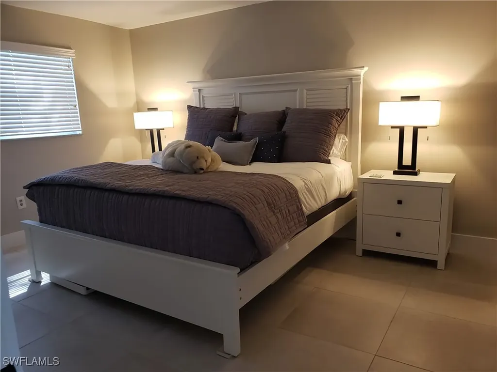5435 Rattlesnake Hammock Road Naples FL 34113