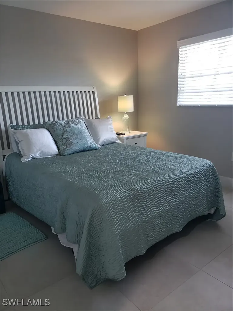 5435 Rattlesnake Hammock Road Naples FL 34113