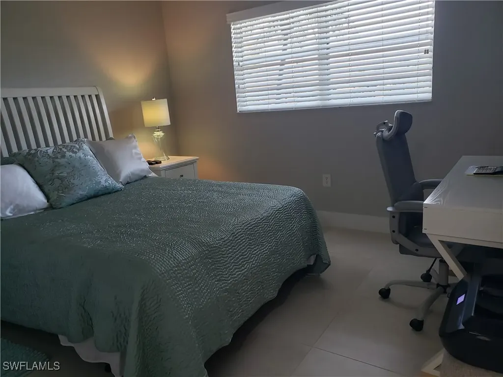 5435 Rattlesnake Hammock Road Naples FL 34113
