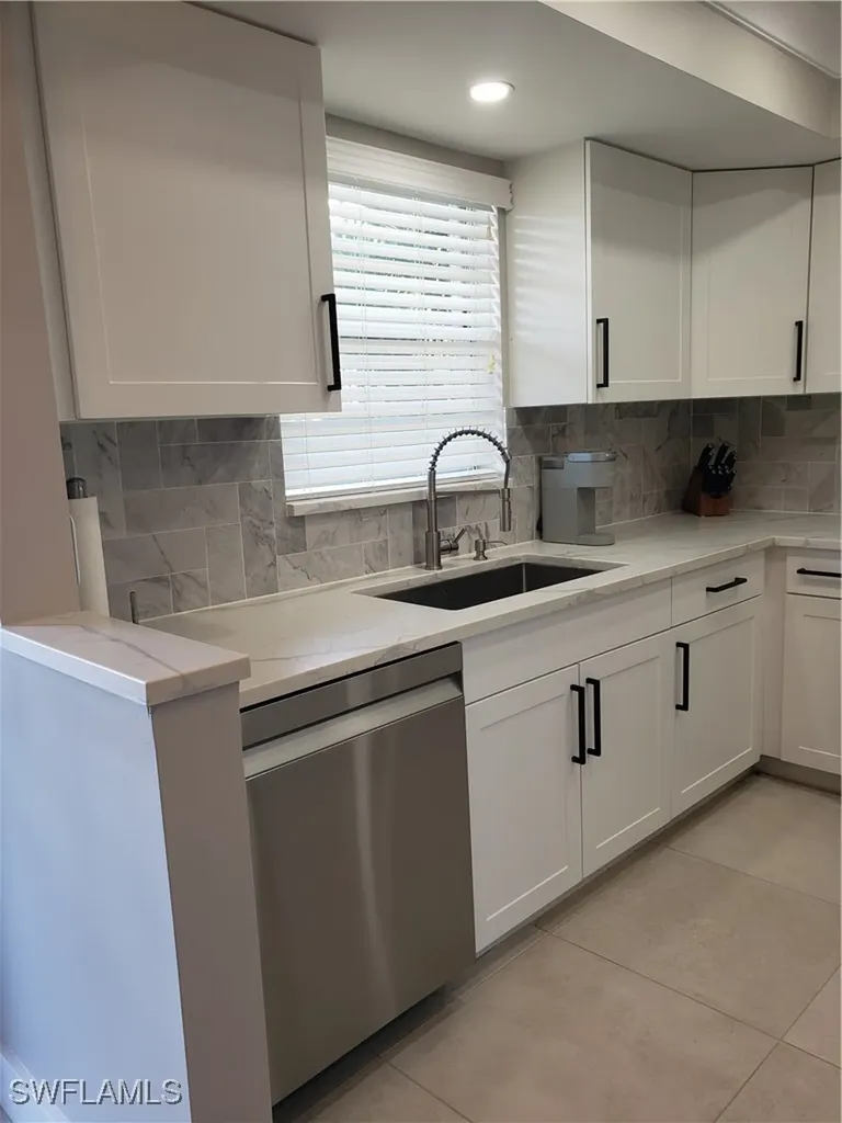 5435 Rattlesnake Hammock Road Naples FL 34113