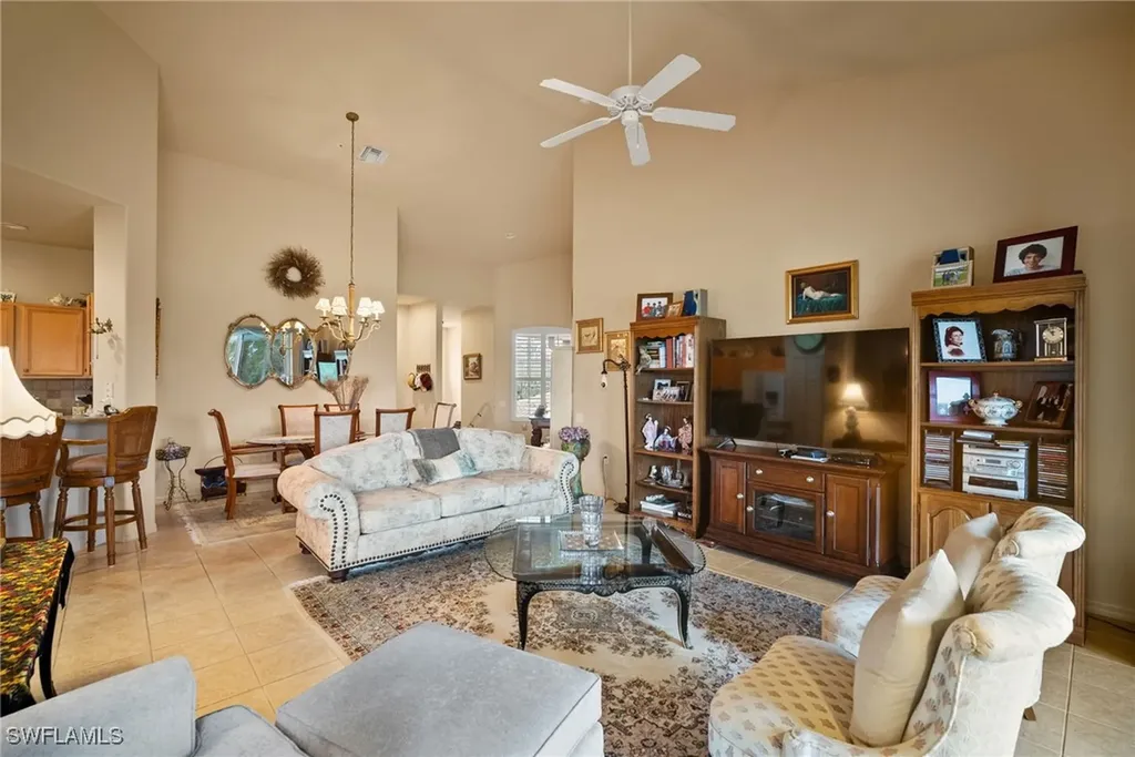 8437 Radcliffe Terrace Naples FL 34120