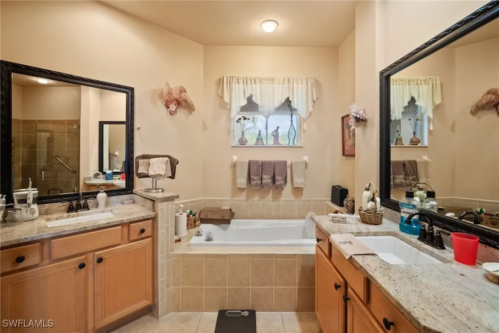 8437 Radcliffe Terrace Naples FL 34120
