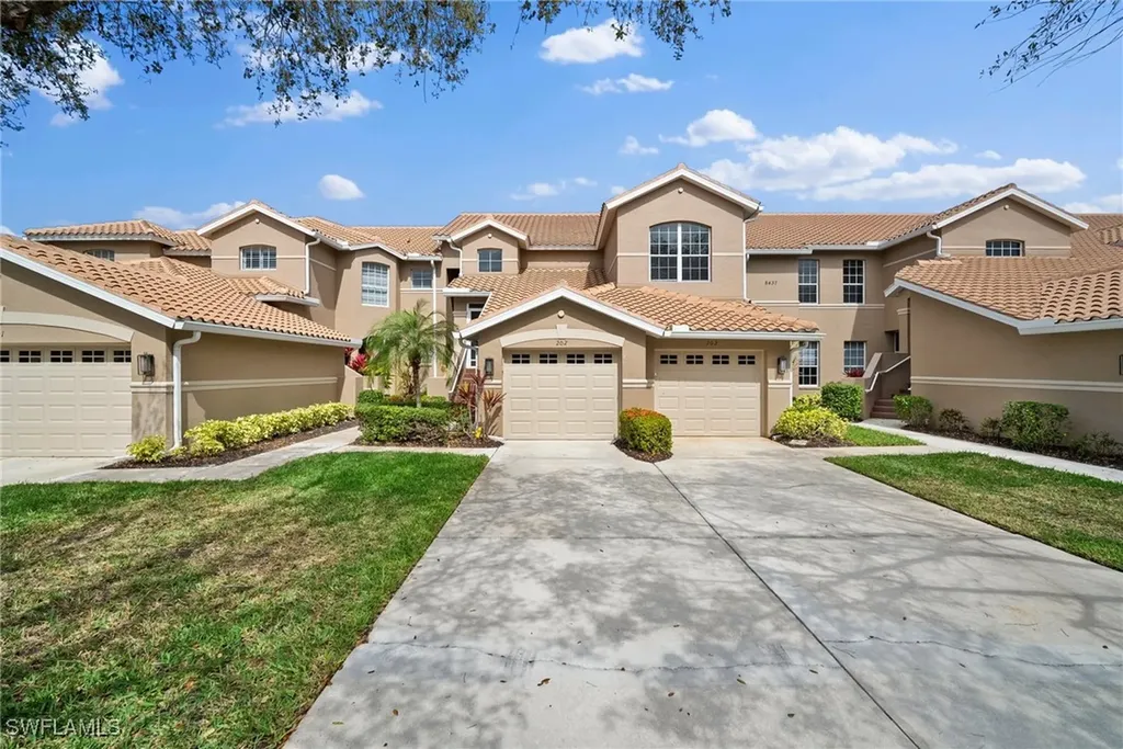 8437 Radcliffe Terrace Naples FL 34120