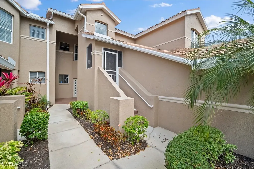 8437 Radcliffe Terrace Naples FL 34120