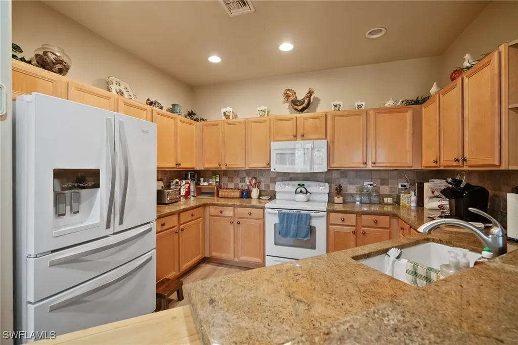 8437 Radcliffe Terrace Naples FL 34120