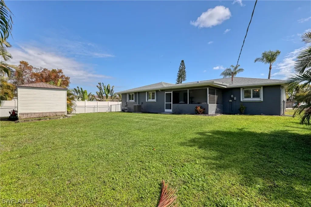 2143 Tropic Avenue Fort Myers FL 33905