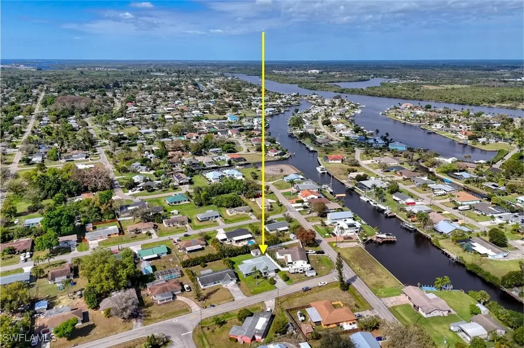 2143 Tropic Avenue Fort Myers FL 33905