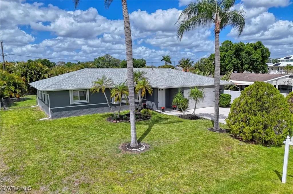 2143 Tropic Avenue Fort Myers FL 33905