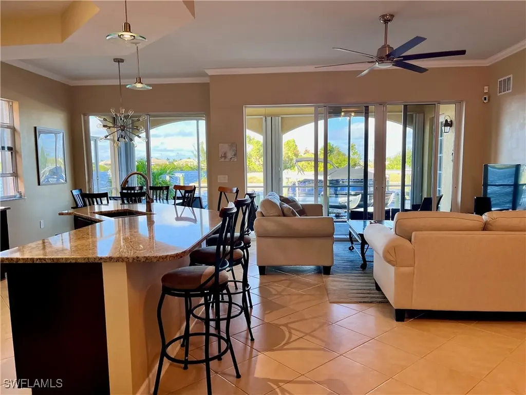 174 Shadroe Cove Circle Cape Coral FL 33991