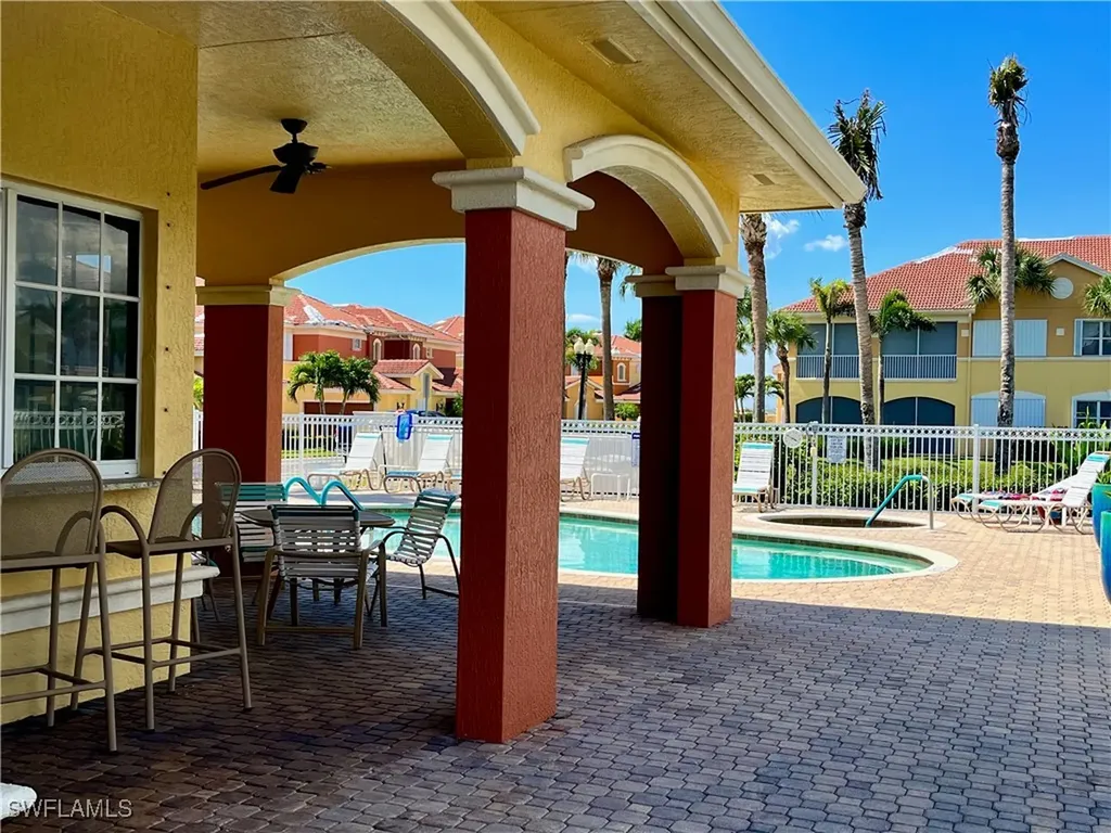 174 Shadroe Cove Circle Cape Coral FL 33991