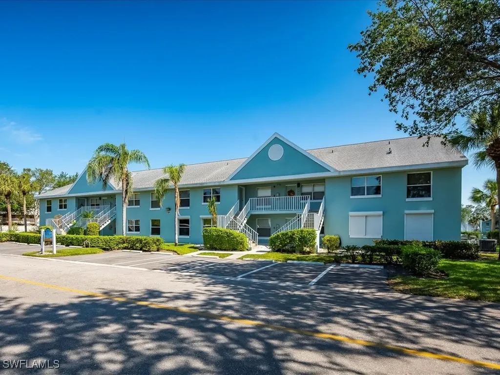 161 Wading Bird Circle Naples FL 34110