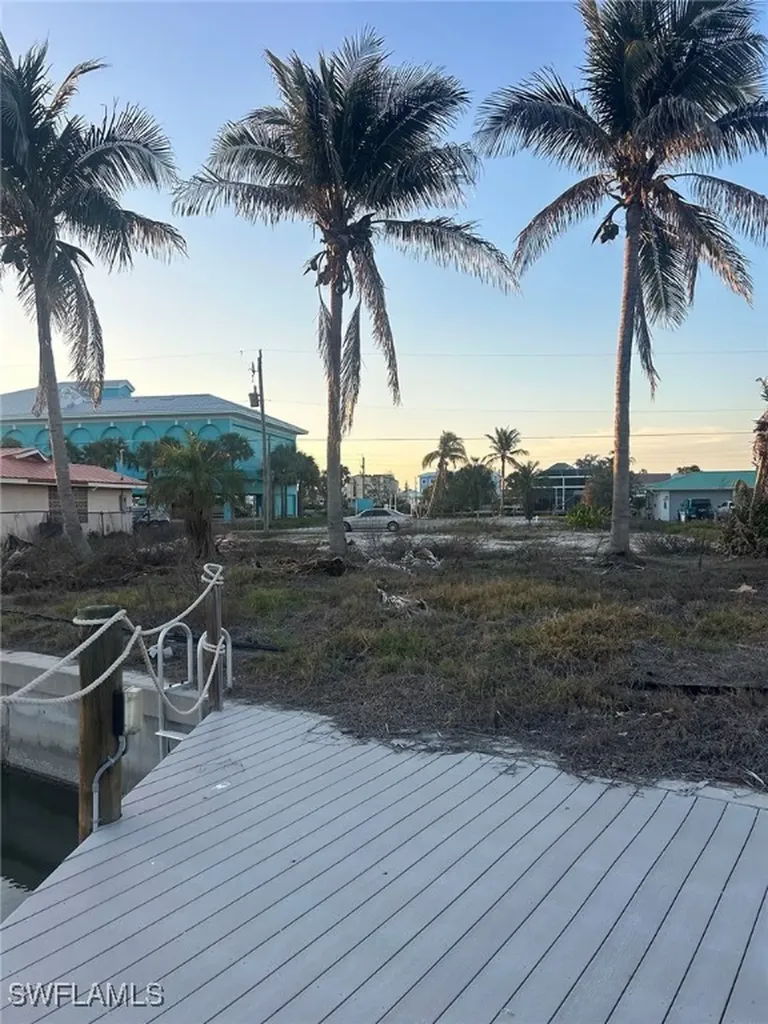 120 Egret Street Fort Myers Beach FL 33931