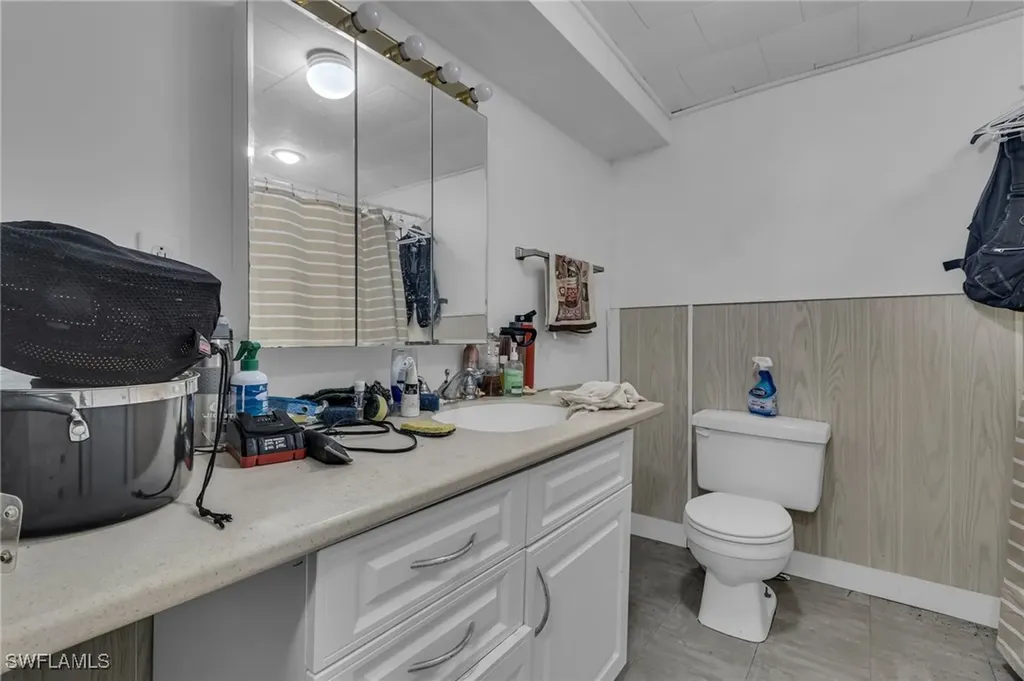 224 Mamie Street Chokoloskee FL 34138