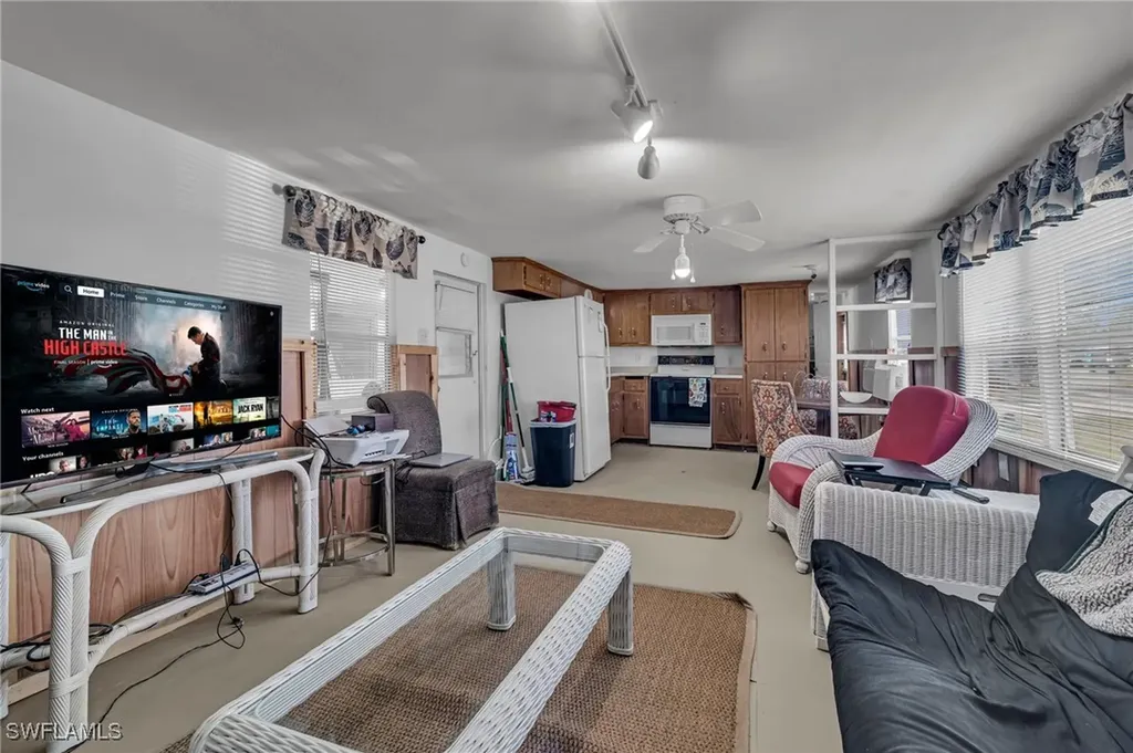 224 Mamie Street Chokoloskee FL 34138