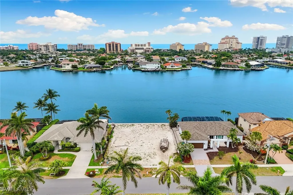 372 Lamplighter Drive Marco Island FL 34145