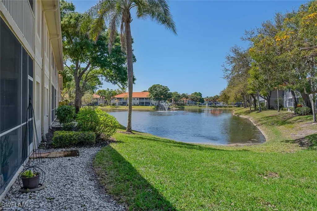 2585 Old Groves Road Naples FL 34109