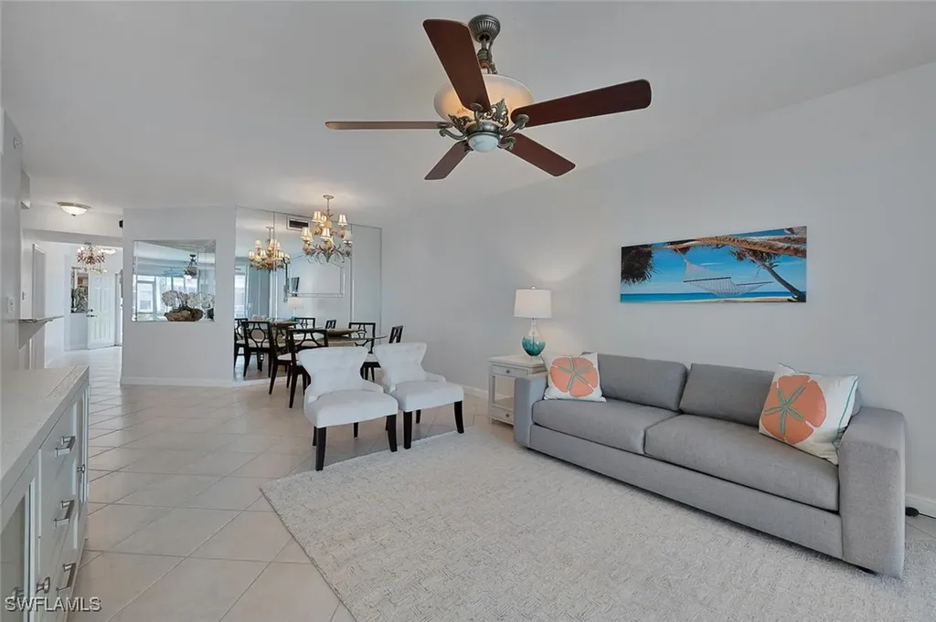 2585 Old Groves Road Naples FL 34109