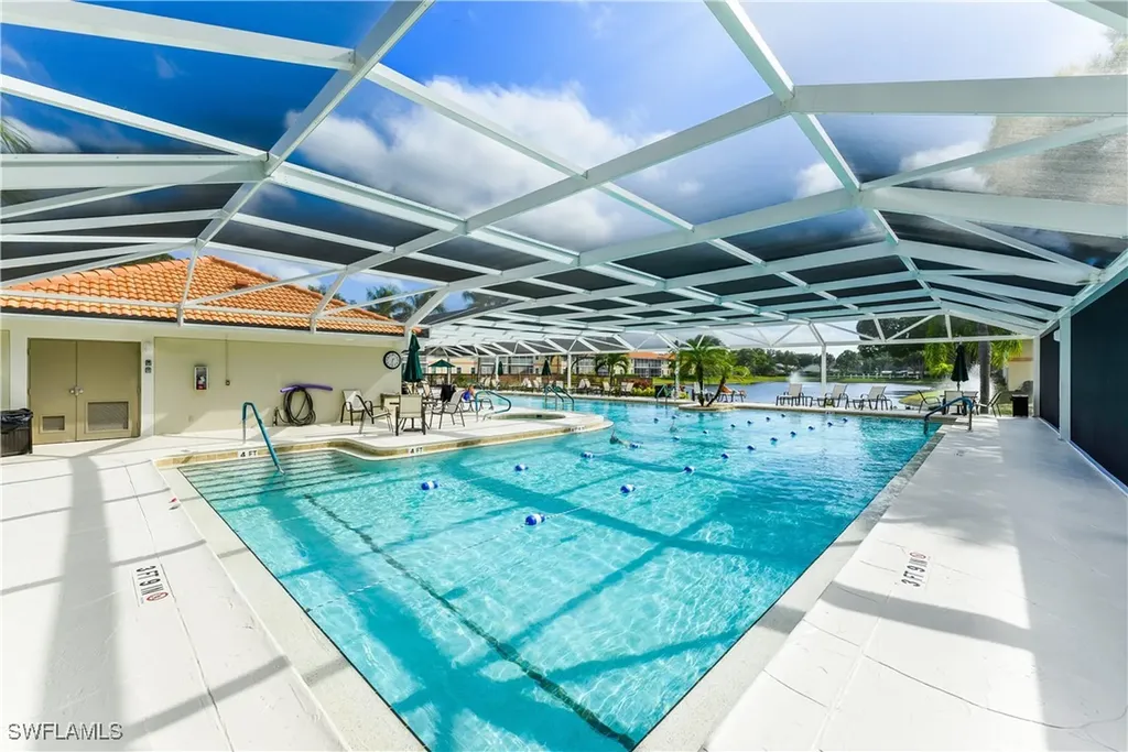 2585 Old Groves Road Naples FL 34109