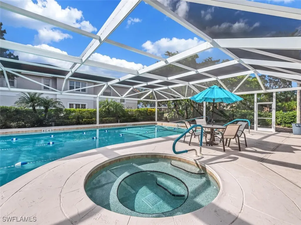2585 Old Groves Road Naples FL 34109