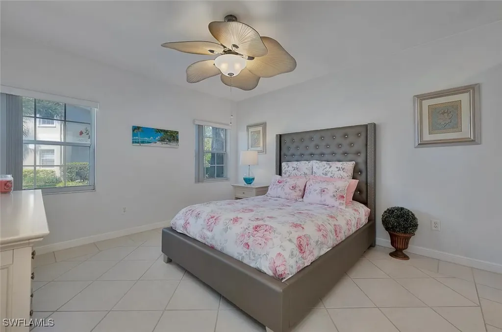 2585 Old Groves Road Naples FL 34109
