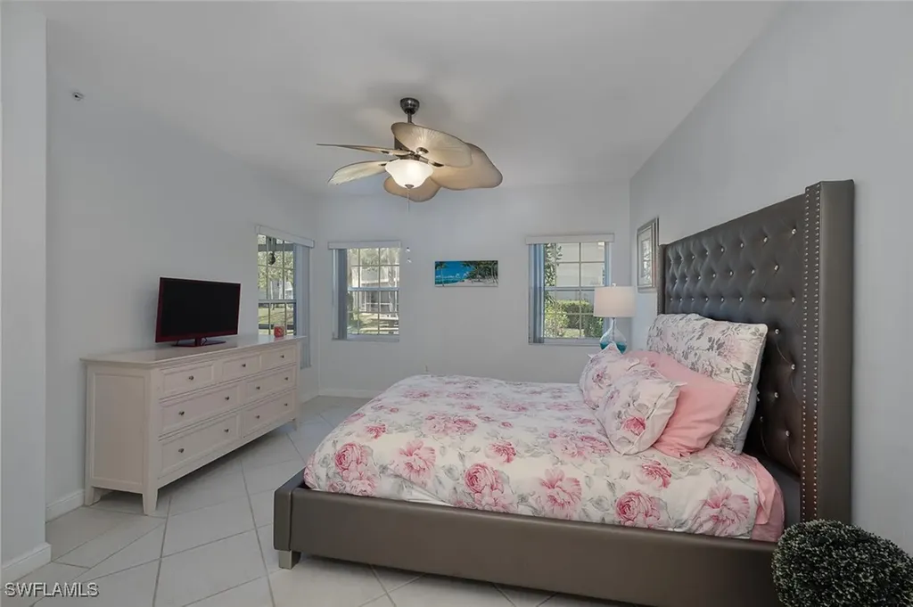 2585 Old Groves Road Naples FL 34109