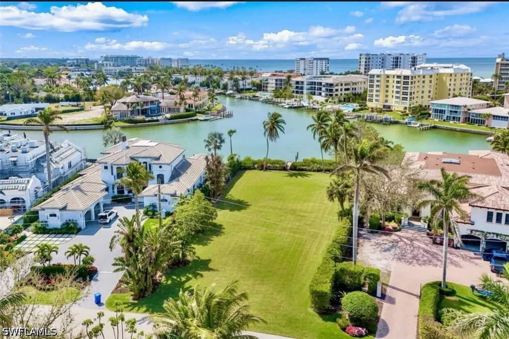 286 Spring Line Drive Naples FL 34102