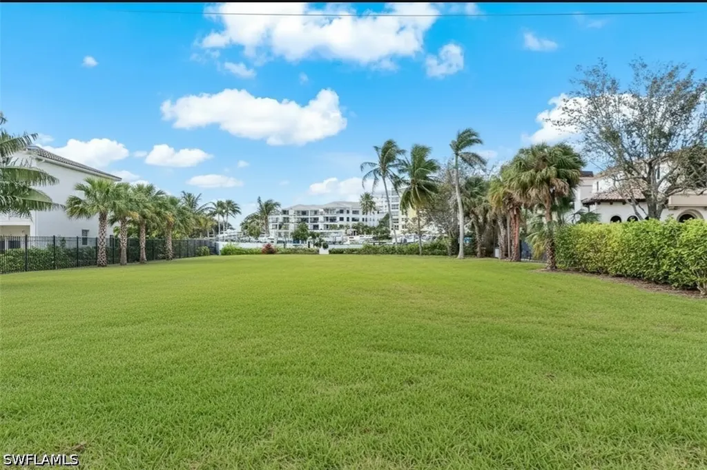 286 Spring Line Drive Naples FL 34102