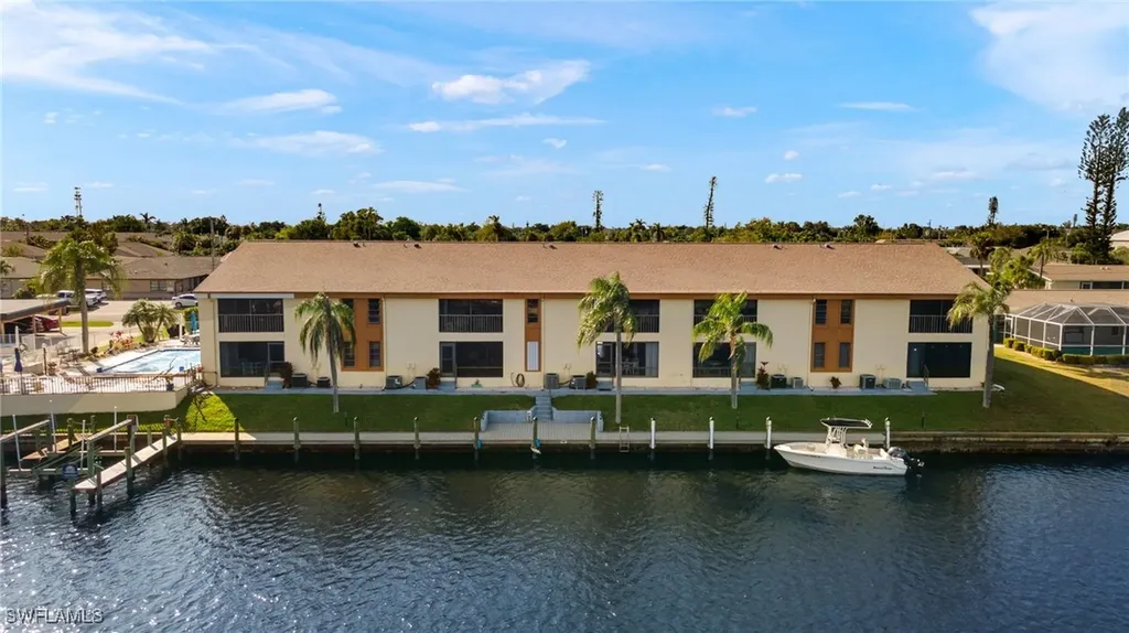 3631 SE 10th Avenue Cape Coral FL 33904