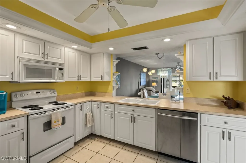 3631 SE 10th Avenue Cape Coral FL 33904