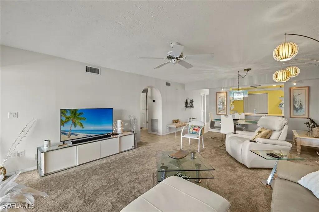 3631 SE 10th Avenue Cape Coral FL 33904