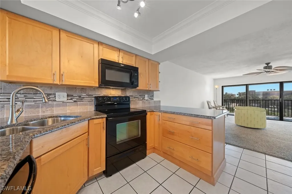 1440 Middle Gulf Drive Sanibel FL 33957
