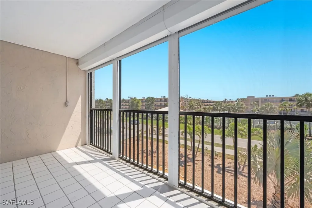 1440 Middle Gulf Drive Sanibel FL 33957