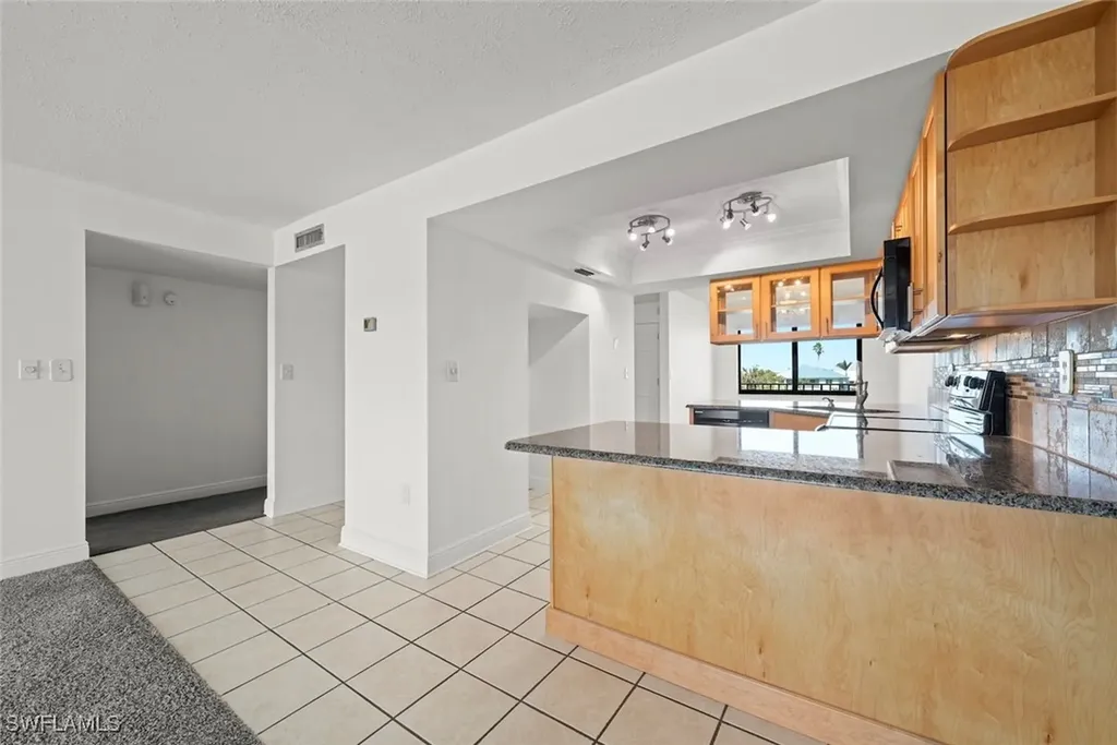 1440 Middle Gulf Drive Sanibel FL 33957