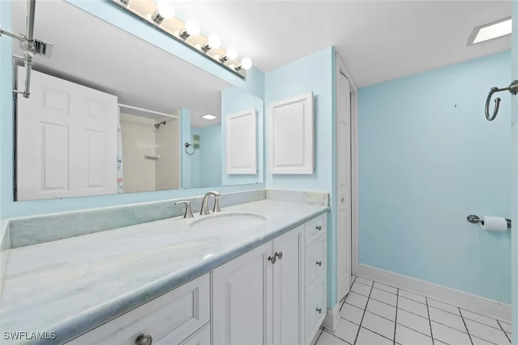 1440 Middle Gulf Drive Sanibel FL 33957