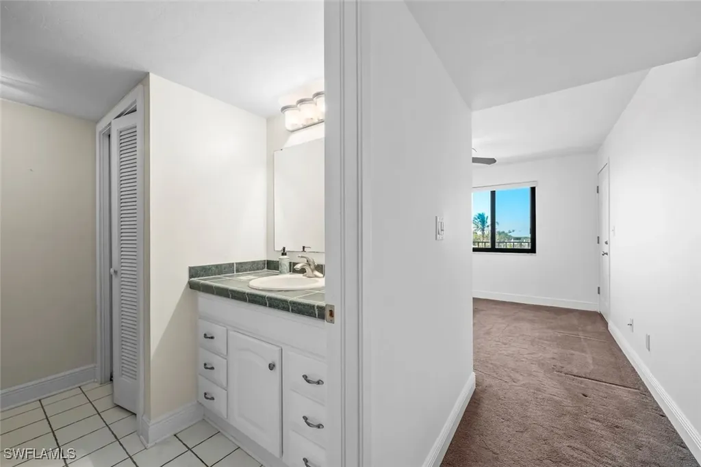 1440 Middle Gulf Drive Sanibel FL 33957