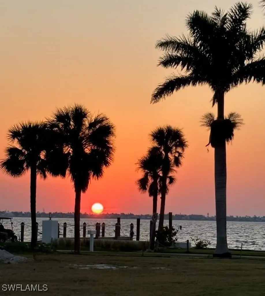 1212 Twin Palm Drive Fort Myers FL 33919