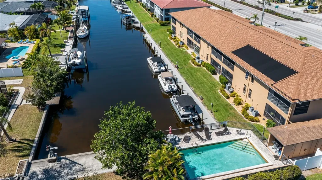 232 Cape Coral Parkway E Cape Coral FL 33904