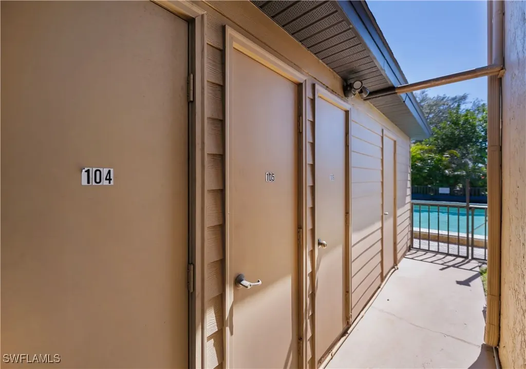 232 Cape Coral Parkway E Cape Coral FL 33904