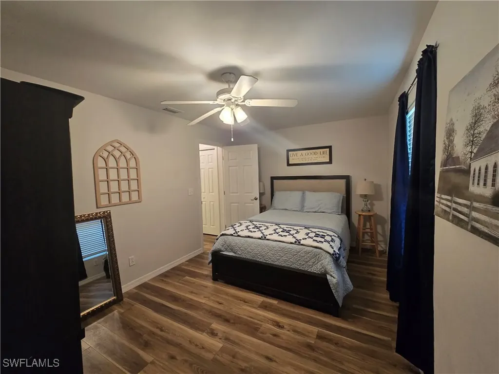 1433 SW 51st Lane Cape Coral FL 33914