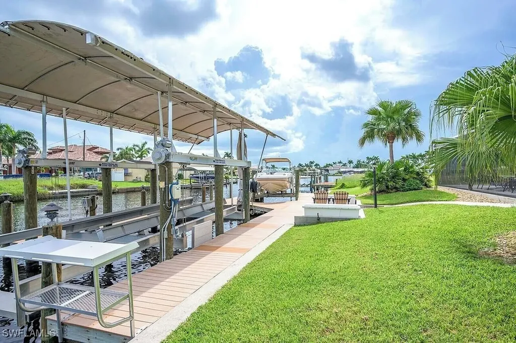 115 SW 57th Terrace Cape Coral FL 33914