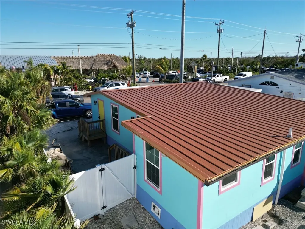 4874 Pine Island Road NW Matlacha FL 33993