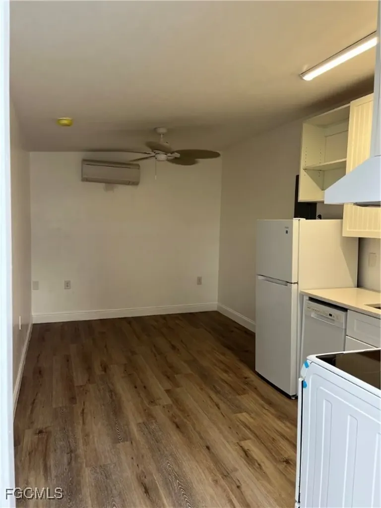 4874 Pine Island Road NW Matlacha FL 33993
