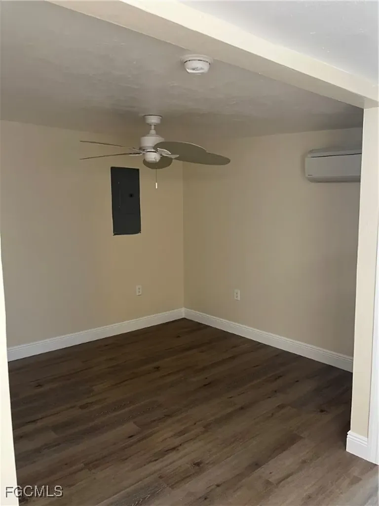 4874 Pine Island Road NW Matlacha FL 33993
