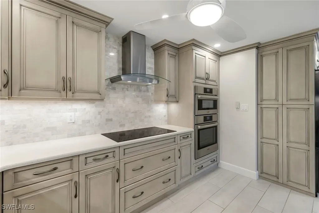 3450 Gulf Shore Boulevard N Naples FL 34103